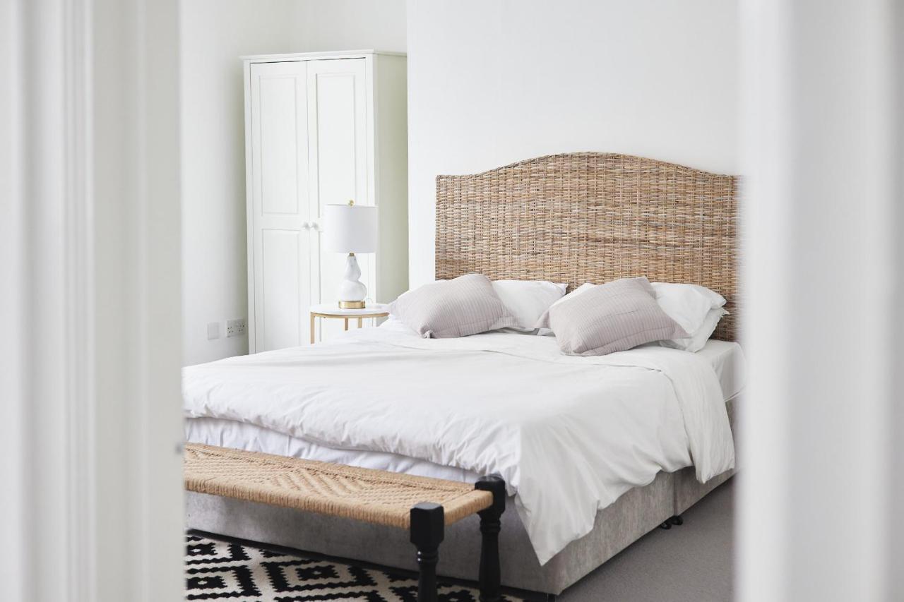 Luxury 1-Bedroom Apartment In Marylebone Londra Exterior foto